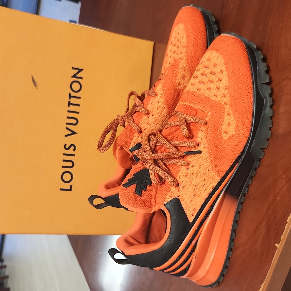 man tennis shoes - Picture 2 of 4